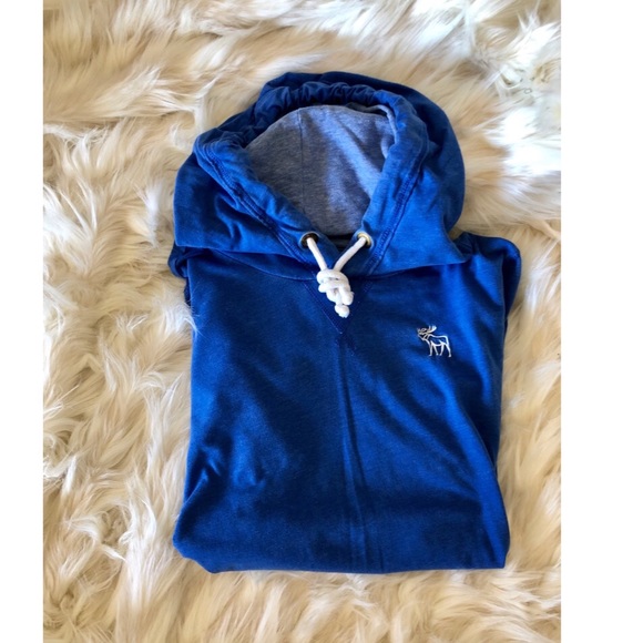 Abercrombie & Fitch Other - Blue Abercrombie & Fitch Sweater